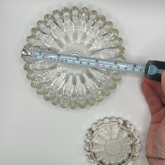 Hazel Atlas sunflower glass dish - Picture 6 of 8